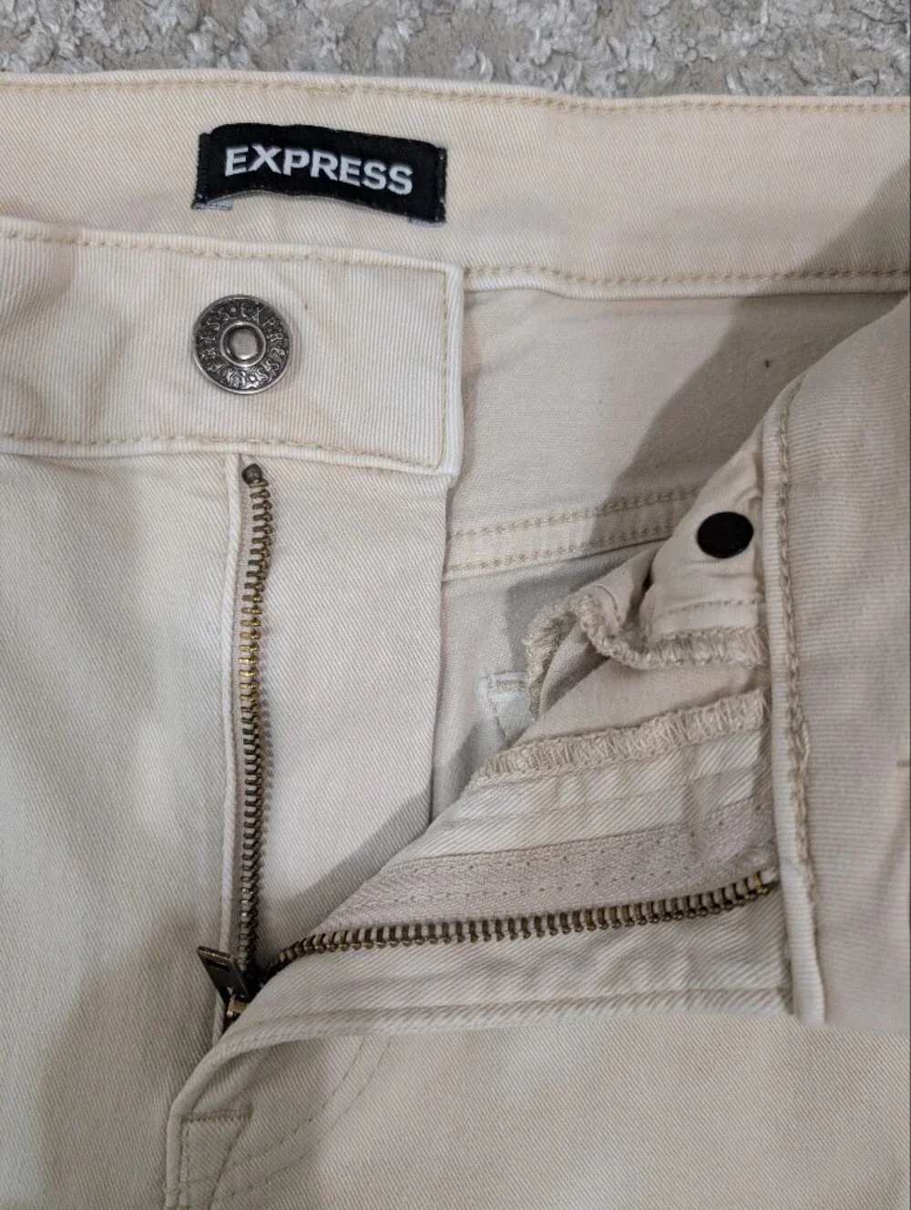 Express Cream Straight-Leg Jeans